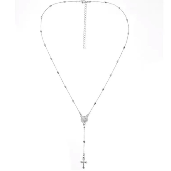 NWT Silver Cross Beaded Necklace - Picture 7 of 7